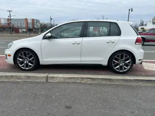 2013 Volkswagen GTI Base PZEV