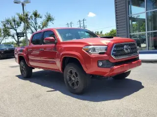 Toyota Tacoma 2017 4x2 TRD Off-Road 4dr Double Cab 5.0 ft SB