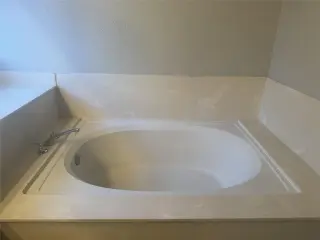 Propiedad en alquiler con 4 habitaciones y 3 baños en Antioch