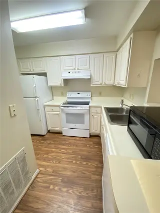 Propiedad en alquiler con 2 dormitorios y 2 baños en Savannah