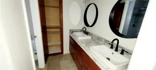 Propiedad en alquiler con 3 habitaciones y 2.5 baños en Lodi