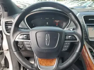 Lincoln Nautilus 2019 Select 4dr SUV