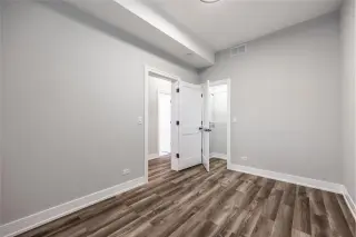 Propiedad en alquiler con 4 habitaciones y 2 baños en Chicago