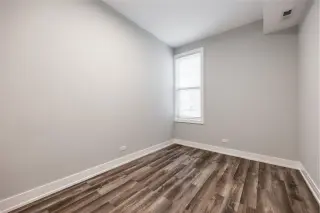 Propiedad en alquiler con 4 habitaciones y 2 baños en Chicago