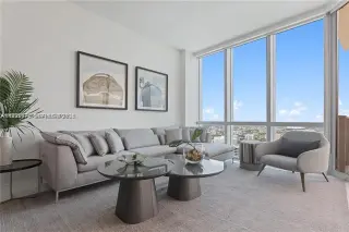 Propiedad en alquiler con 2 habitaciones y 2 baños en Miami