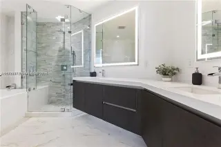 Propiedad en alquiler con 2 habitaciones y 2 baños en Miami