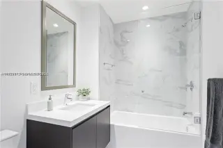 Propiedad en alquiler con 2 habitaciones y 2 baños en Miami