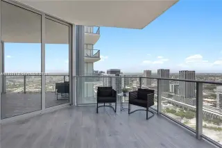 Propiedad en alquiler con 2 habitaciones y 2 baños en Miami