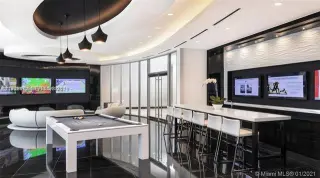 Propiedad en alquiler con 2 habitaciones y 2 baños en Miami
