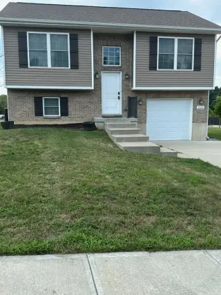 Propiedad en alquiler con 3 habitaciones y 2 baños en Walton