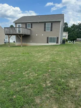 Propiedad en alquiler con 3 habitaciones y 2 baños en Walton