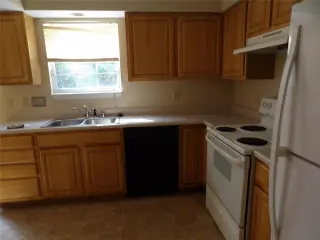 Propiedad en alquiler con 3 habitaciones y 2.5 baños en Florencia