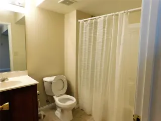 Propiedad en alquiler con 3 habitaciones y 3 baños en Independence