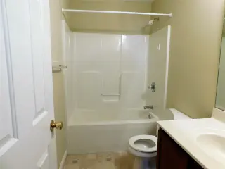 Propiedad en alquiler con 3 habitaciones y 3 baños en Independence