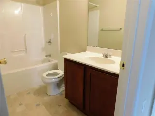 Propiedad en alquiler con 3 habitaciones y 3 baños en Independence