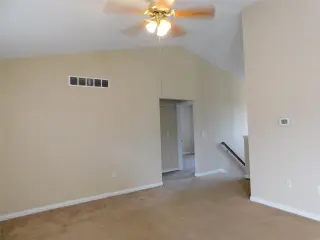 Propiedad en alquiler con 3 habitaciones y 3 baños en Independence