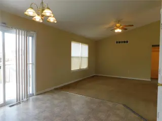 Propiedad en alquiler con 3 habitaciones y 3 baños en Independence
