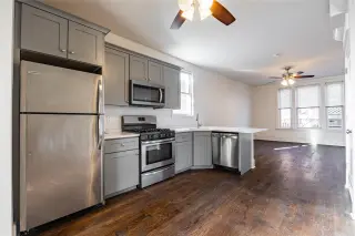 Propiedad en alquiler con 3 habitaciones y 2 baños en Chicago