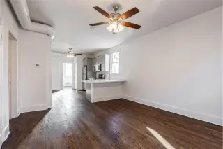 Propiedad en alquiler con 3 habitaciones y 2 baños en Chicago