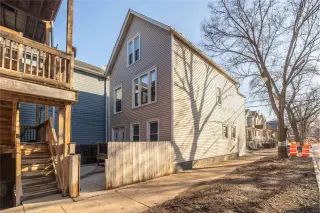 Propiedad en alquiler con 3 habitaciones y 2 baños en Chicago