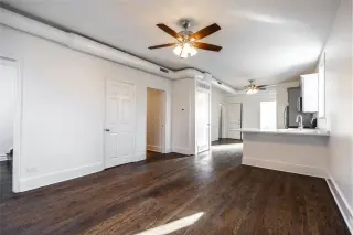 Propiedad en alquiler con 3 habitaciones y 2 baños en Chicago