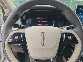 Lincoln Corsair 2024 Premiere 4dr SUV
