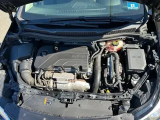 2018 Chevrolet Cruze LS Auto