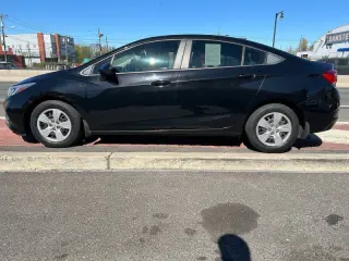 2018 Chevrolet Cruze LS Auto