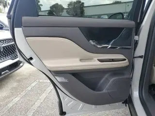 Lincoln Corsair 2024 Premiere 4dr SUV