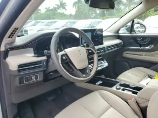 Lincoln Corsair 2024 Premiere 4dr SUV