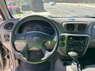 2002 Chevrolet TrailBlazer LT