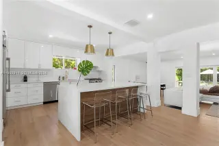 Propiedad en alquiler con 3 habitaciones y 3 baños en Miami