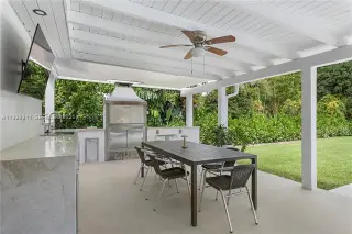 Propiedad en alquiler con 3 habitaciones y 3 baños en Miami