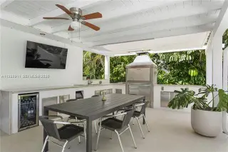 Propiedad en alquiler con 3 habitaciones y 3 baños en Miami