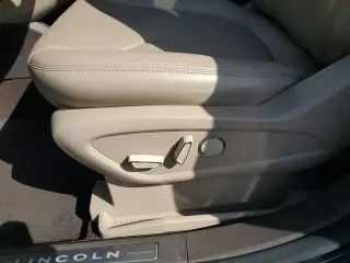 Lincoln Nautilus 2021 Reserve 4dr SUV