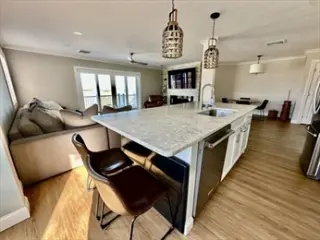 Propiedad en alquiler con 3 habitaciones y 3 baños en Plymouth