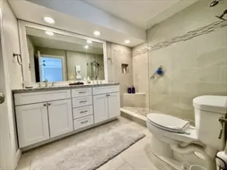 Propiedad en alquiler con 3 habitaciones y 3 baños en Plymouth