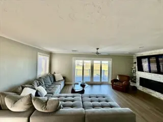 Propiedad en alquiler con 3 habitaciones y 3 baños en Plymouth