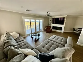 Propiedad en alquiler con 3 habitaciones y 3 baños en Plymouth