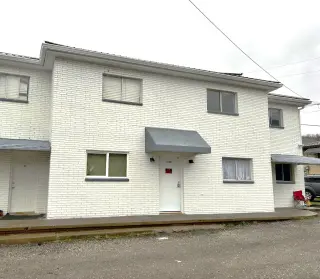 Propiedad en alquiler con 0 habitaciones y 1 baño en Follansbee