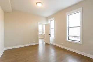 Propiedad en alquiler con 3 habitaciones y 2 baños en Chicago