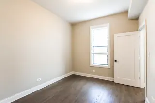 Propiedad en alquiler con 3 habitaciones y 2 baños en Chicago