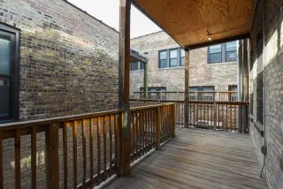 Propiedad en alquiler con 3 habitaciones y 2 baños en Chicago