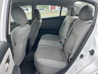 2011 Nissan Sentra 2.0 SR