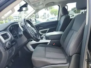 Nissan Titan 2021 4x2 SV 4dr Crew Cab 5.6 ft. SB