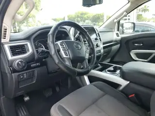 Nissan Titan 2021 4x2 SV 4dr Crew Cab 5.6 ft. SB