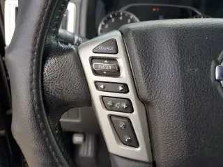 Nissan Titan 2021 4x2 SV 4dr Crew Cab 5.6 ft. SB