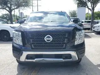 Nissan Titan 2021 4x2 SV 4dr Crew Cab 5.6 ft. SB