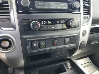 Nissan Titan 2021 4x2 SV 4dr Crew Cab 5.6 ft. SB