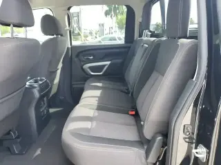 Nissan Titan 2021 4x2 SV 4dr Crew Cab 5.6 ft. SB